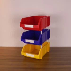 Plastični spremnik za pohranu koji se može slagati